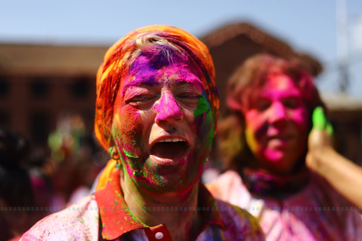 https://raracms.setopati.com/uploads/shares/2020/sujita/holi at basantapur/holi parba (1).jpg